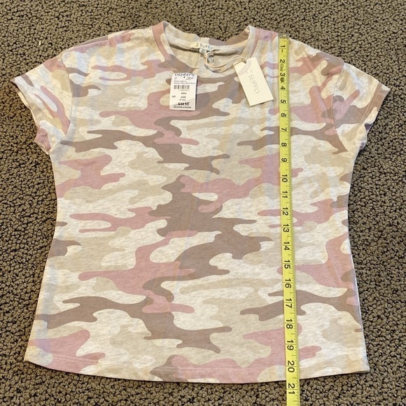 NWT Z Supply Modern Camo Short Sleeved Shirt Size XS - Picture 6 of 6